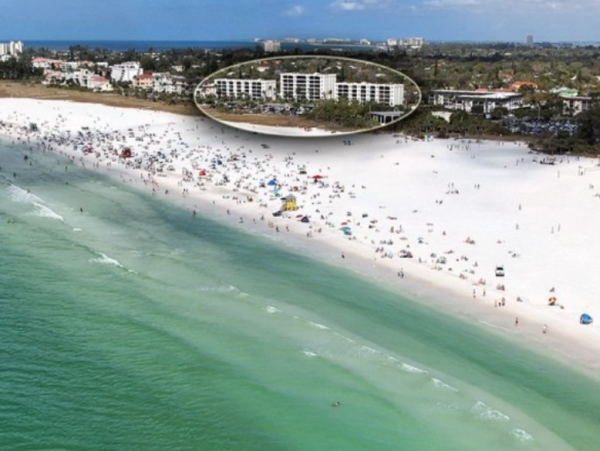 Siesta Key Vacation Condo Two Bedrooms Sleeps Four